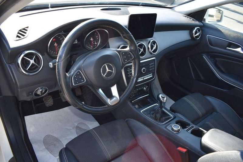 Mercedes-Benz GLA GLA 200 d Sport