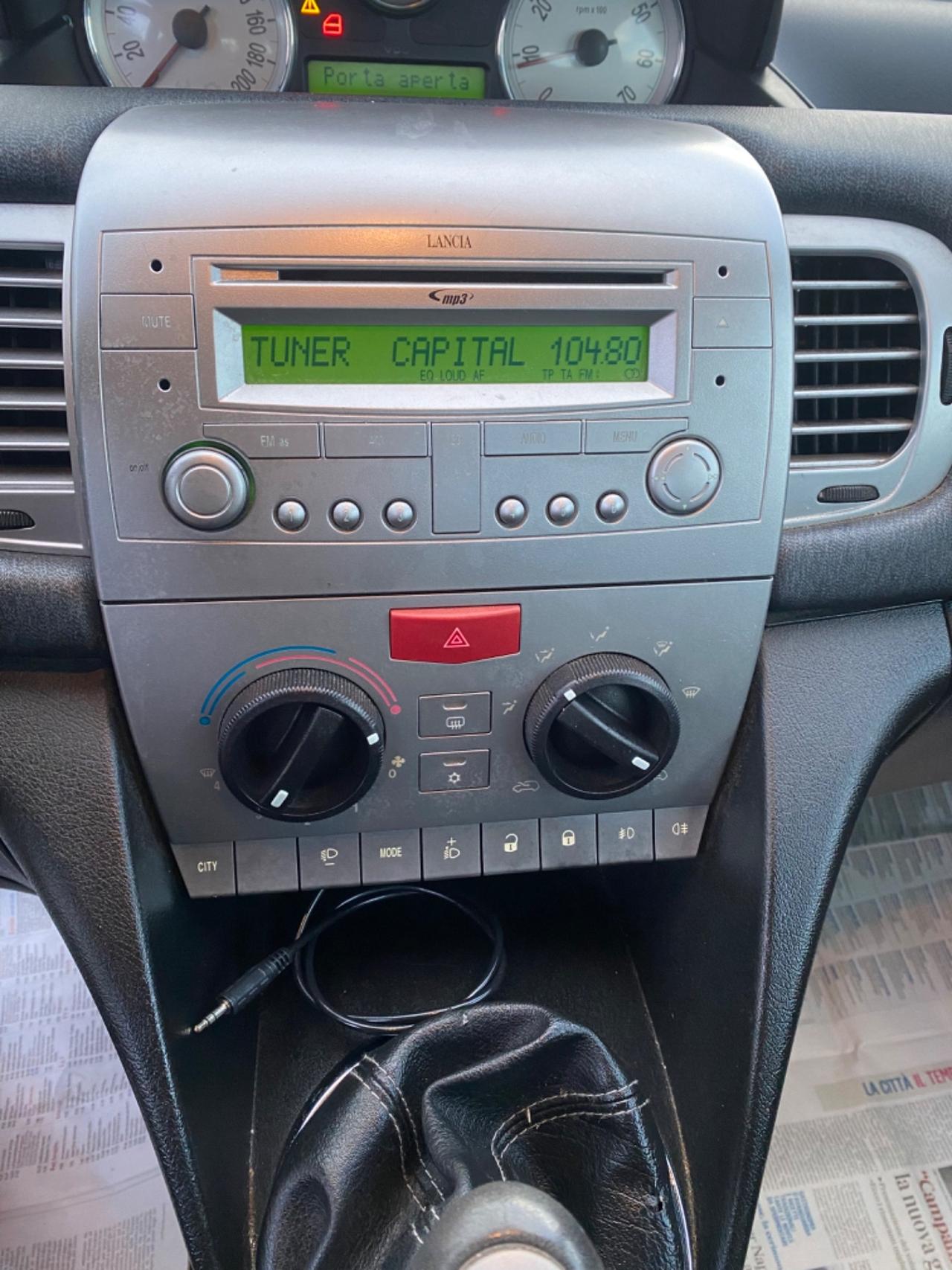 Lancia Ypsilon 1.2 69 CV Diva