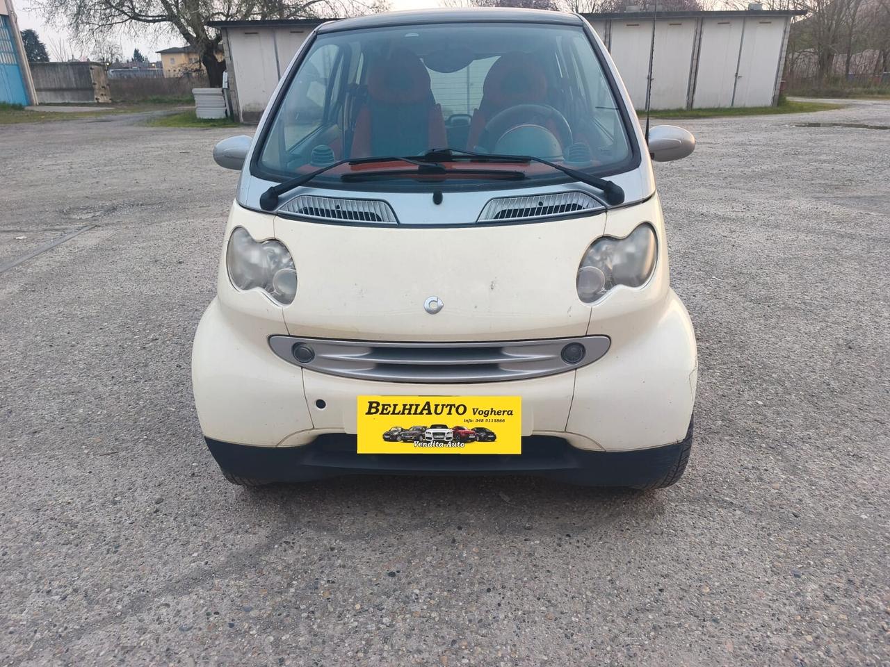 Smart ForTwo 2006--700 Benzina Neopatentati