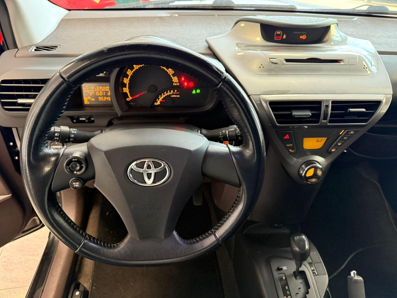 Toyota iQ 1.0 Multidrive Versione Lancio