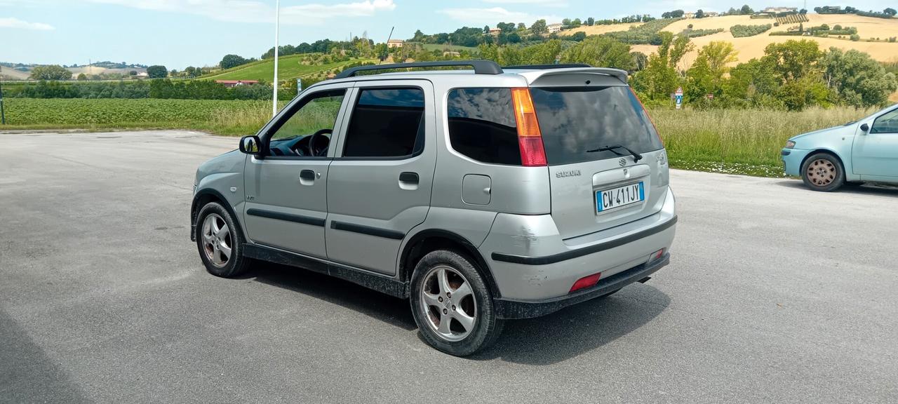 Suzuki Ignis 1.5 16V metano 4x4