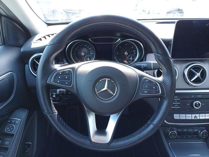 Mercedes-Benz GLA 200 d Sport auto