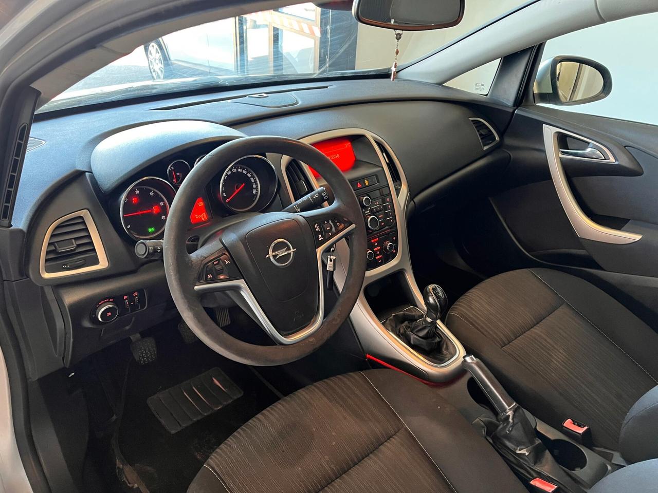 Opel Astra 1.7 CDTI 110CV Sports Tourer Cosmo