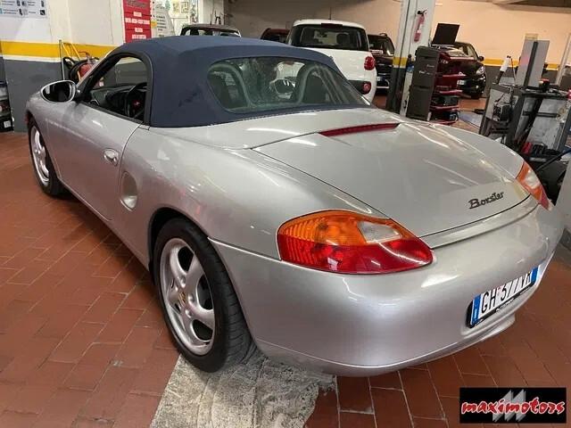 Porsche Boxster 2.5i 24V cat