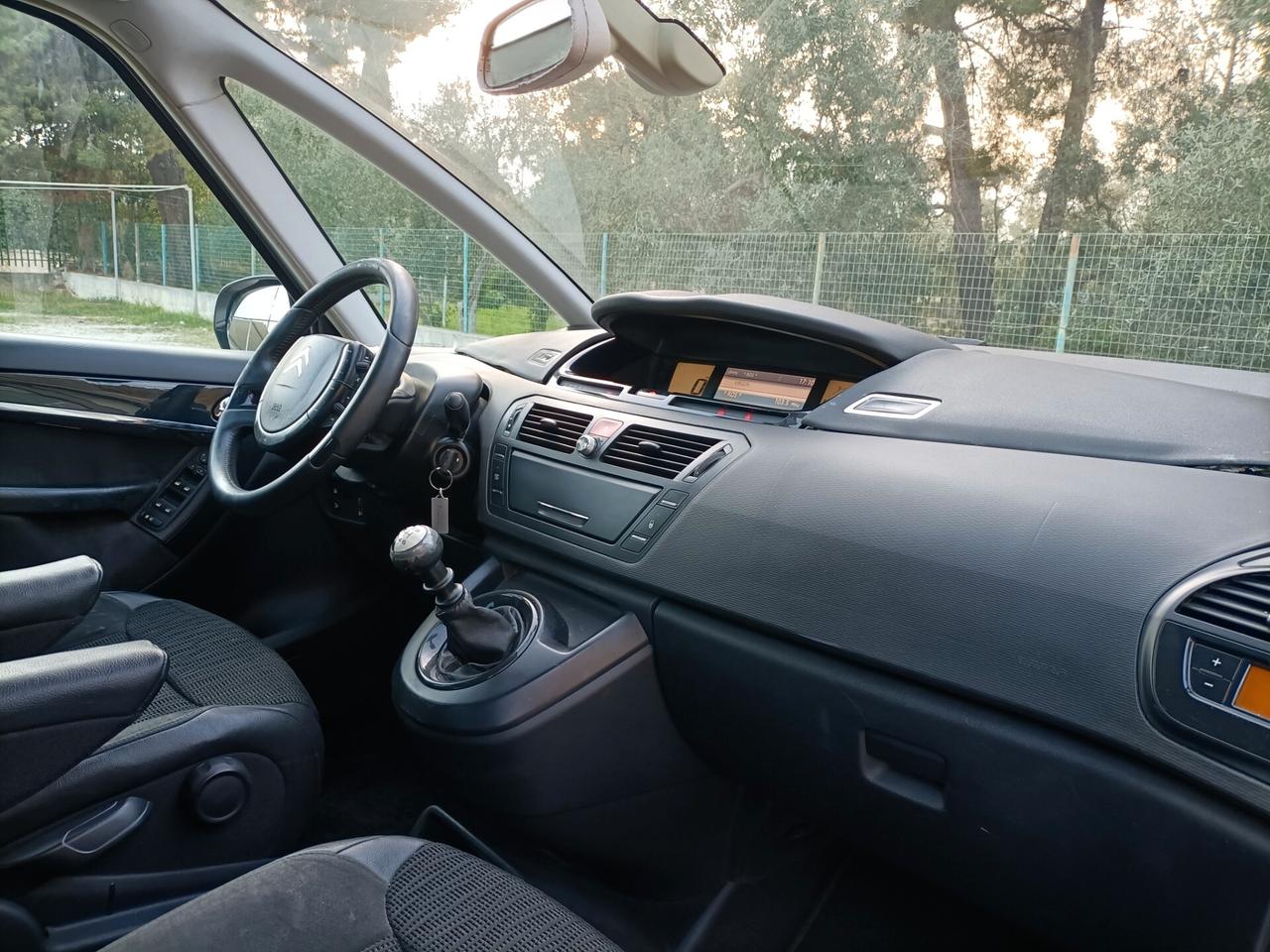 Citroen C4 Picasso 1.6 hdi Exclusive