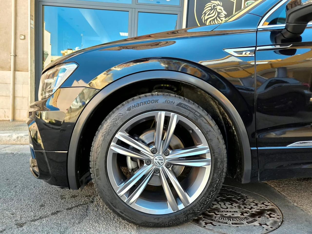 Volkswagen Tiguan 1.6 TDI SCR Sport BlueMotion Technology R-Line Edition