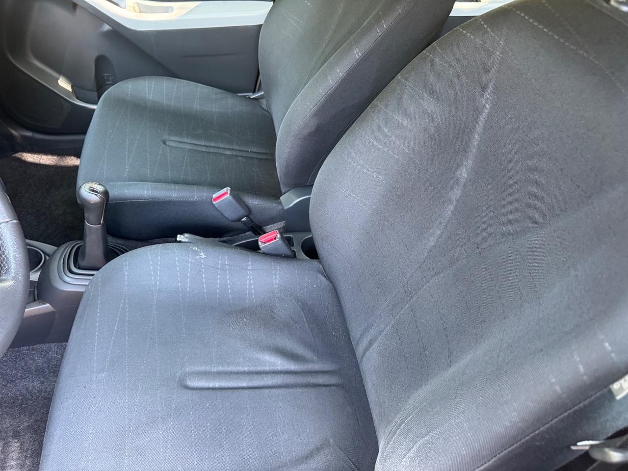 Toyota Yaris 1.3 5 porte Neopatentato
