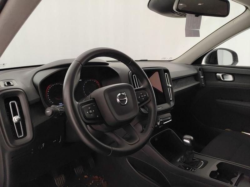 Volvo XC40 XC40 T2 Momentum - OK PER NEOPATENTATI !
