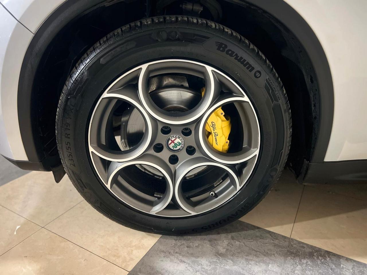 Alfa Romeo Stelvio 2.2 Turbodiesel 190 CV AT8 Q4 Sprint