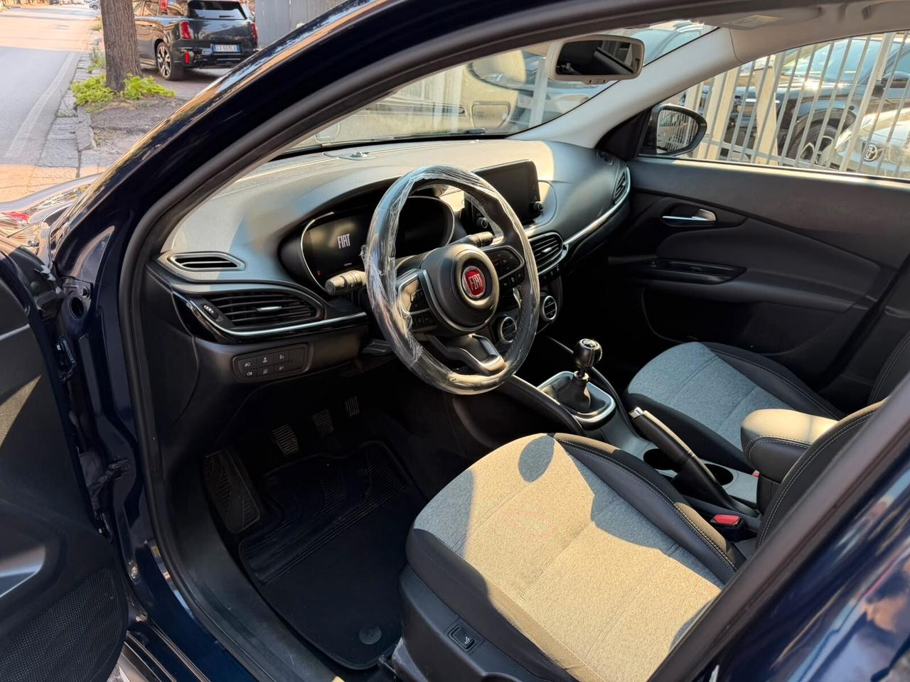 Fiat Tipo 1.6 Mjt S&S 5 porte Cross