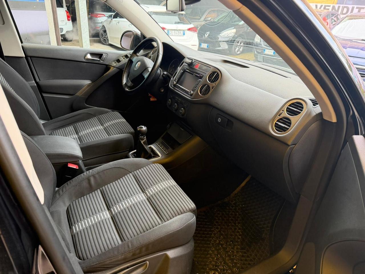 Volkswagen Tiguan 2.0cc diesel 12 mesi garanzia-2009