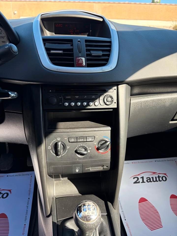 Peugeot 207 1.4 HDi 70CV 3p. X Line