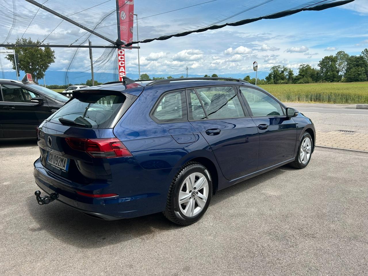 VW GOLF VARIANT 2.0 TDI 116CV Life - GANCIO TRAINO