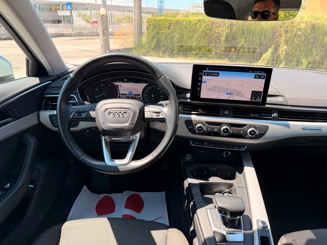 Audi A4 allroad Quattro 40 2.0 tdi mhev Business 204cv s-tronic