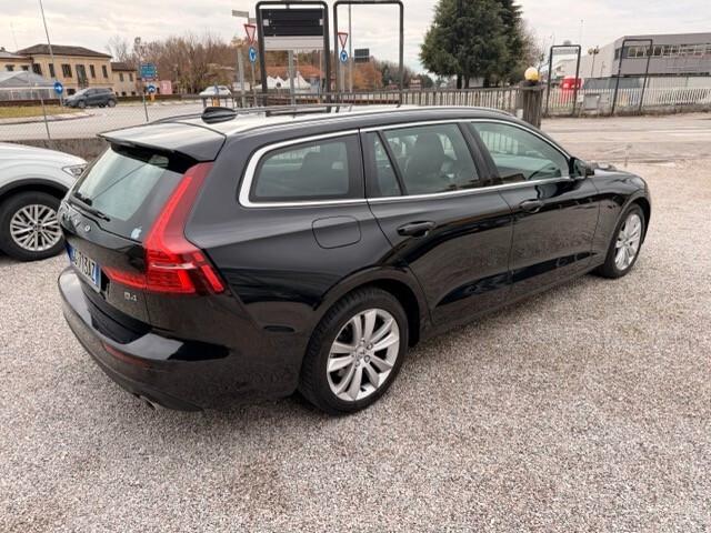 Volvo V60 2.0 b4 D 197 cv Momentum Business Pro auto