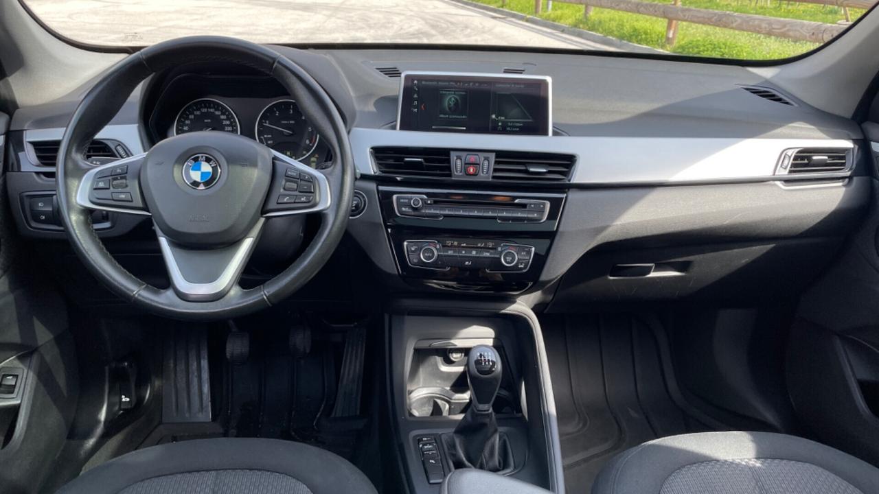 BMW X1 SDRIVE20D MANUALE PANORAMA GANCIO - 2017