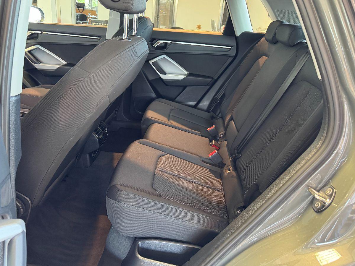 AUDI Q3 2.0 TDI S-tronic Advanced 2022