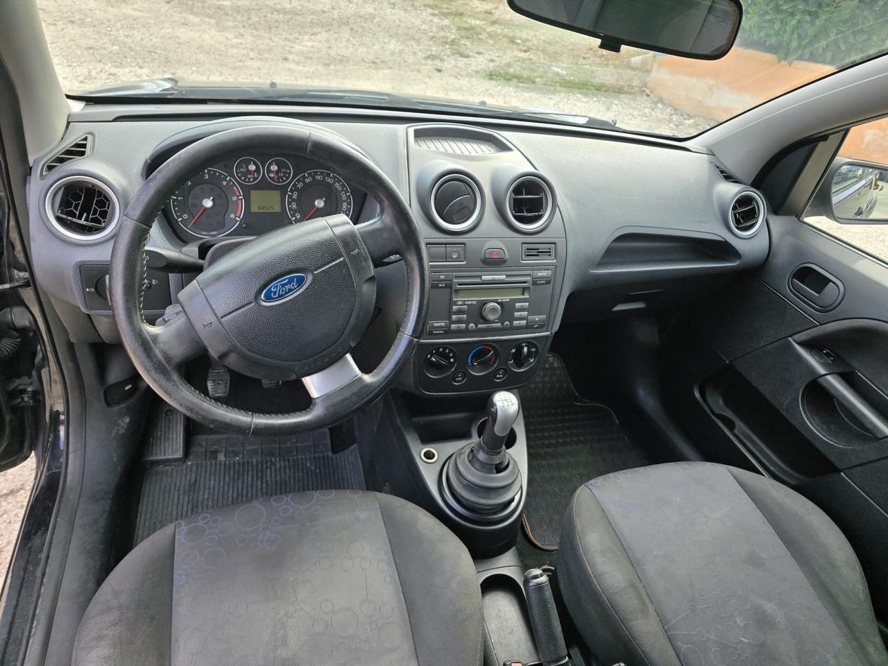 Ford Fiesta 1.6 TDCi 5p. Ghia