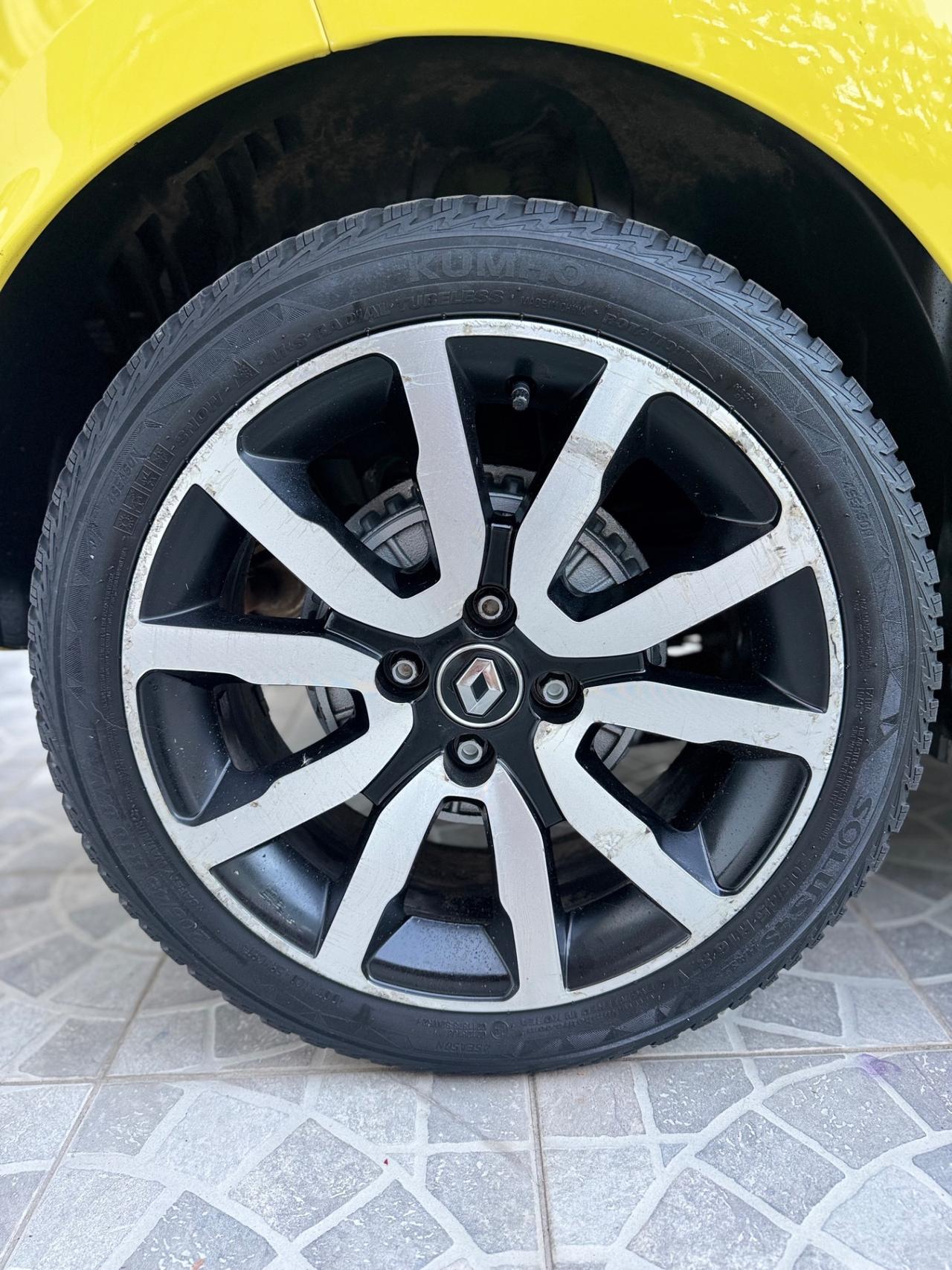 Renault Twingo TCe 90 CV EDC Intens