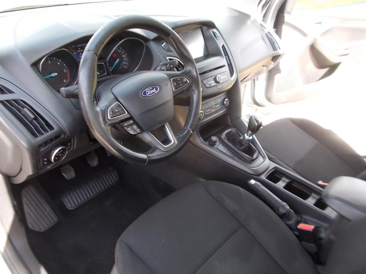 Ford Focus 1.5 TDCi 120cv FULL OPTIONAL