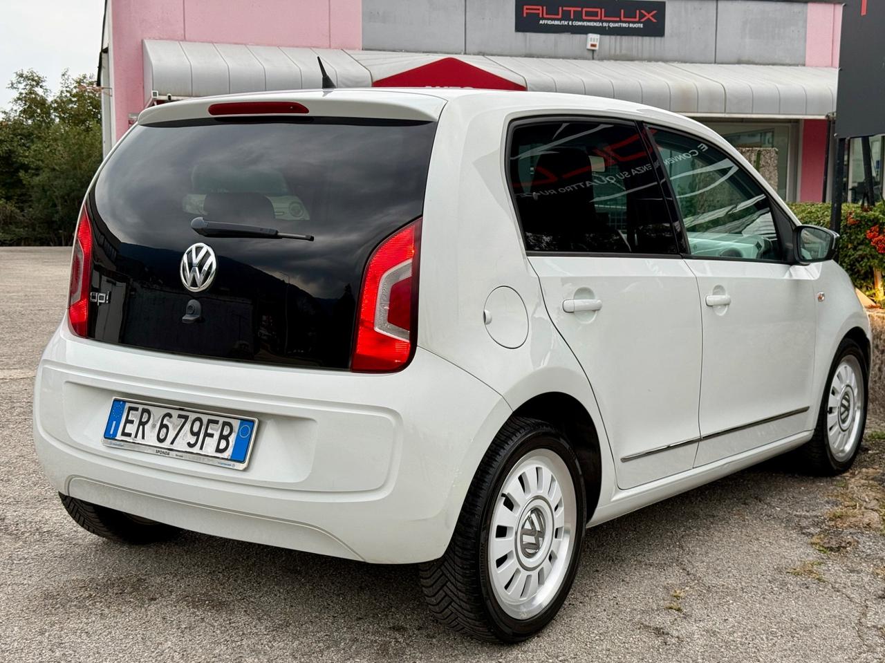 Volkswagen up! 1.0 75 CV 5p WHITE NEOPATENTATI