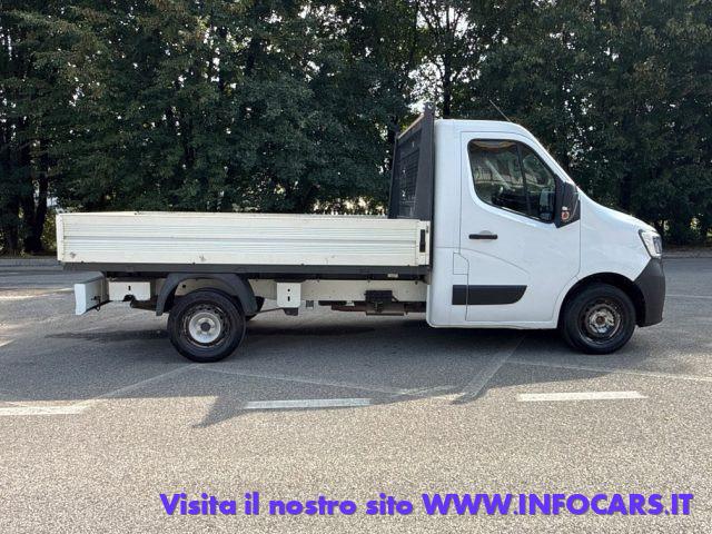 RENAULT Master T35 2.3 dCi 135 CV Pianale Cabinato Ice + IVA