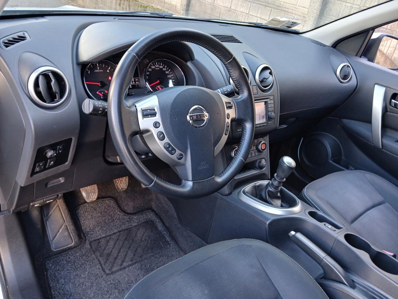 Nissan Qashqai Tekna 86 000 km certificati