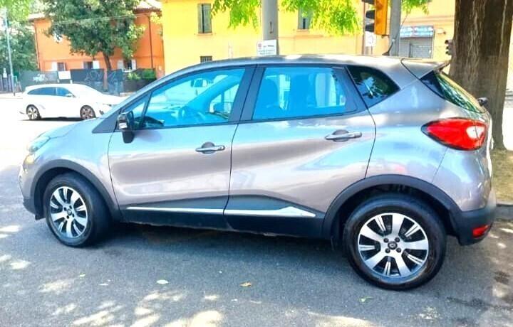 RENAULT CAPTUR 0,9 TCe-UNICO PROP-3 REVISIO-EURO 6