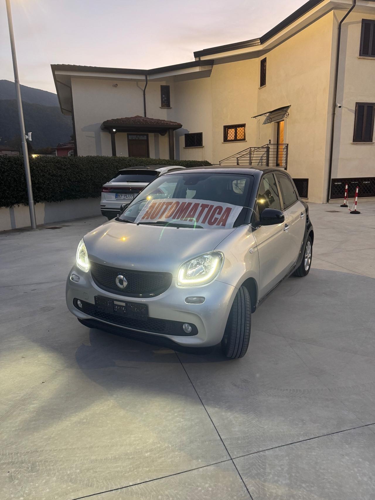 Smart Forfour AUTOMATICA 1.0 70Cv- 50.000km