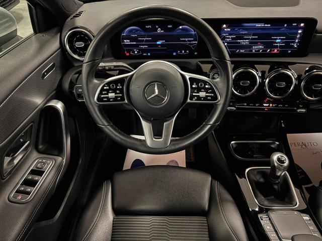 MERCEDES-BENZ A 200 d Sport