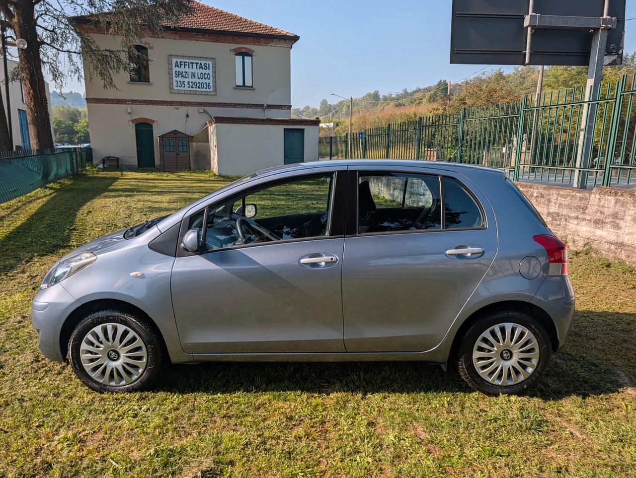 Toyota Yaris 1.0 5 porte Sol UNICO PROPRIETARIO TAGL. CERT.