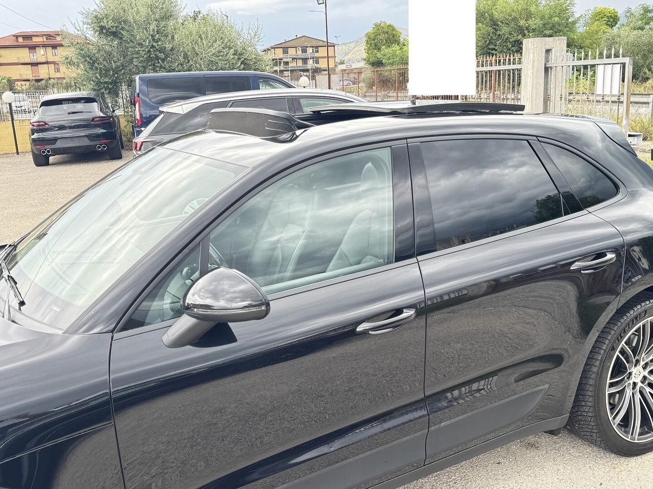 PORSCHE MACAN 2.0 TURBO BENZINA PELLE TETTO NAVI