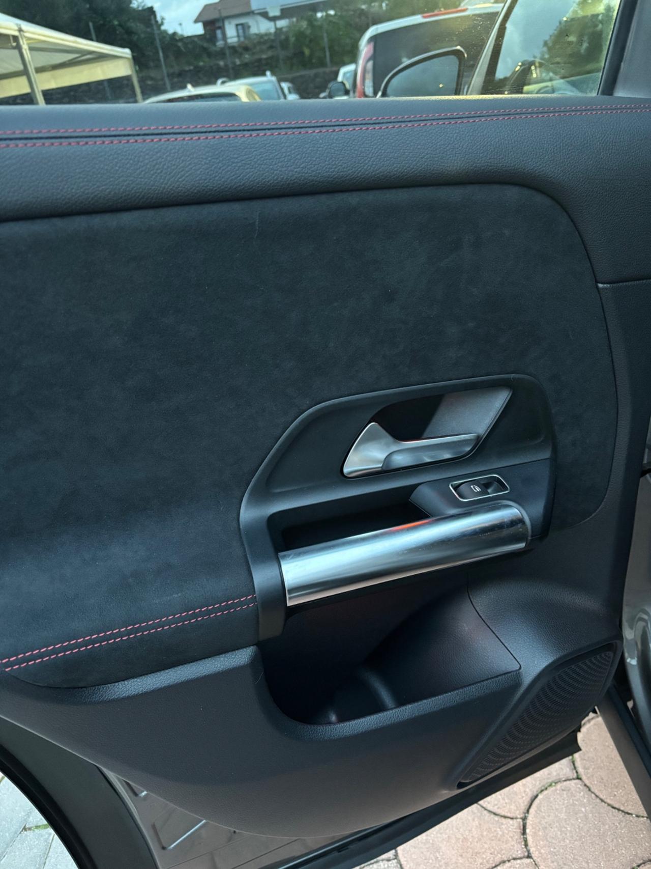 Mercedes-benz GLA 220d Automatic 4Matic Premium 09/2022