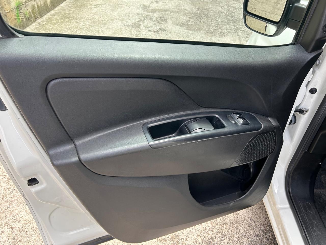Fiat Doblo Doblò 1.6 MJT 105CV PL-TA Cargo Maxi XL Lamierato SX