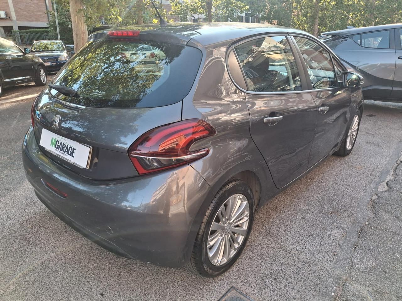 Peugeot 208 BlueHDi 75 5 porte
