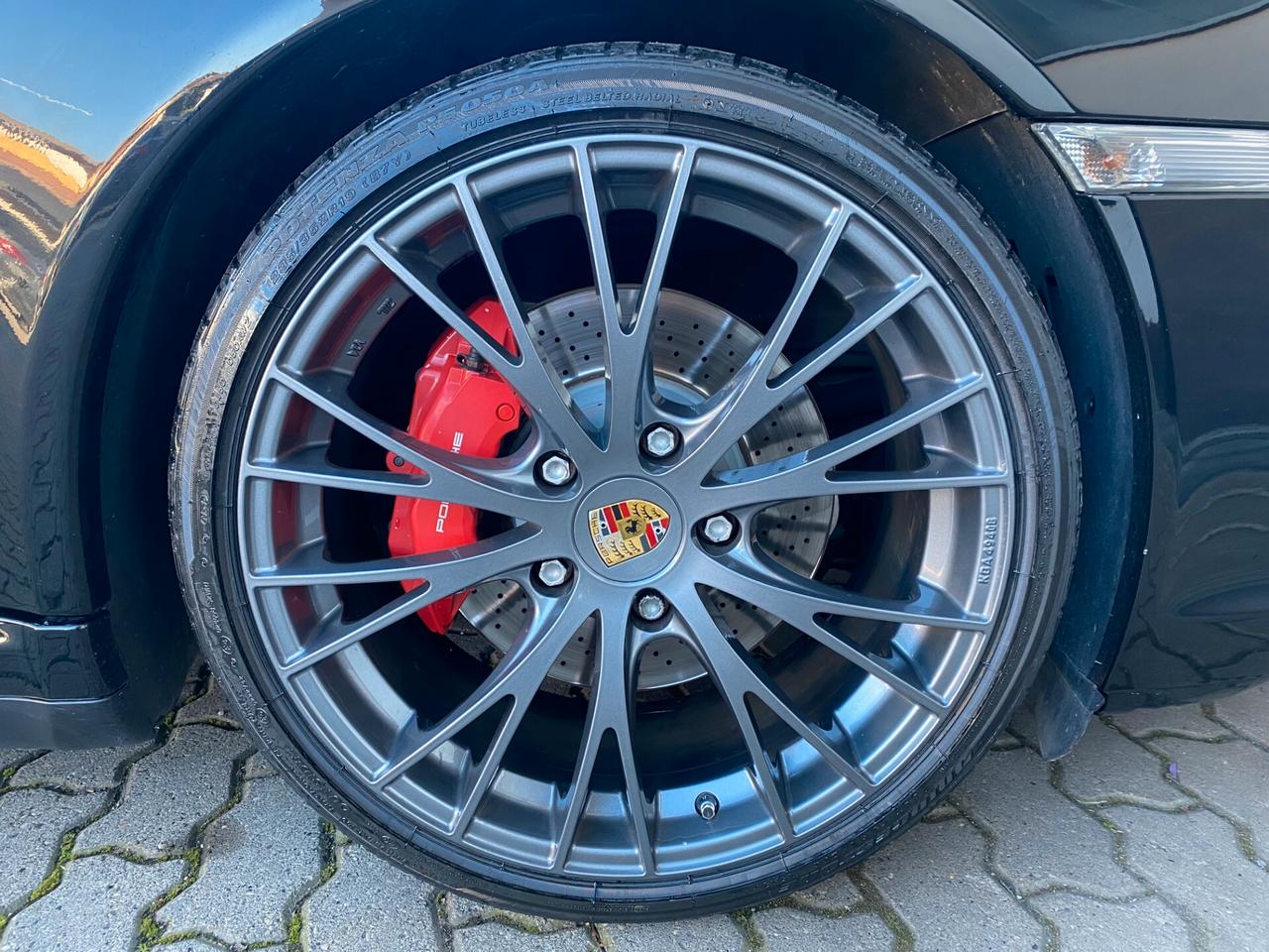 Porsche 911 Carrera 4S Cabriolet