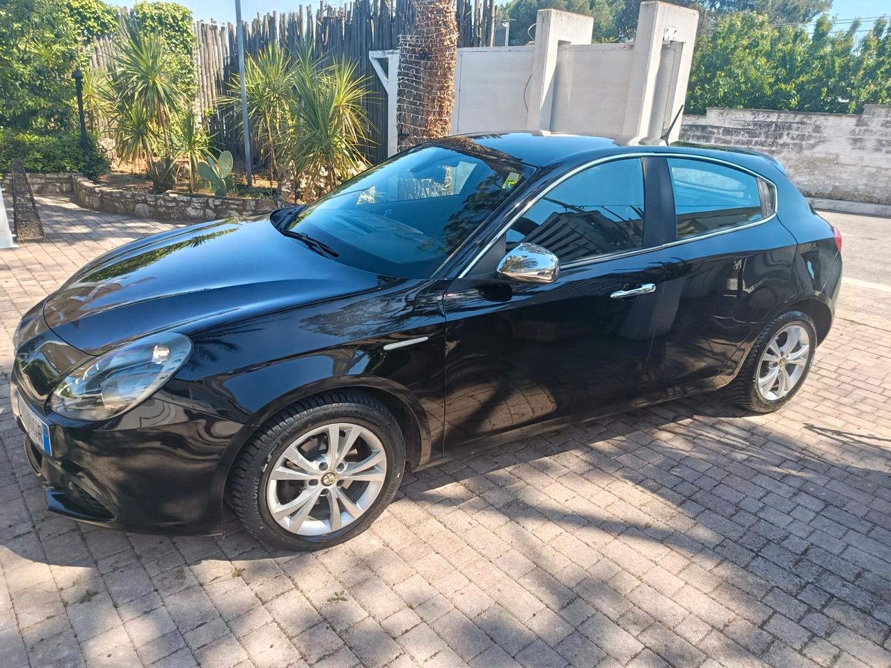 Alfa Romeo Giulietta 1.6 JTDm-2 105 CV Exclusive