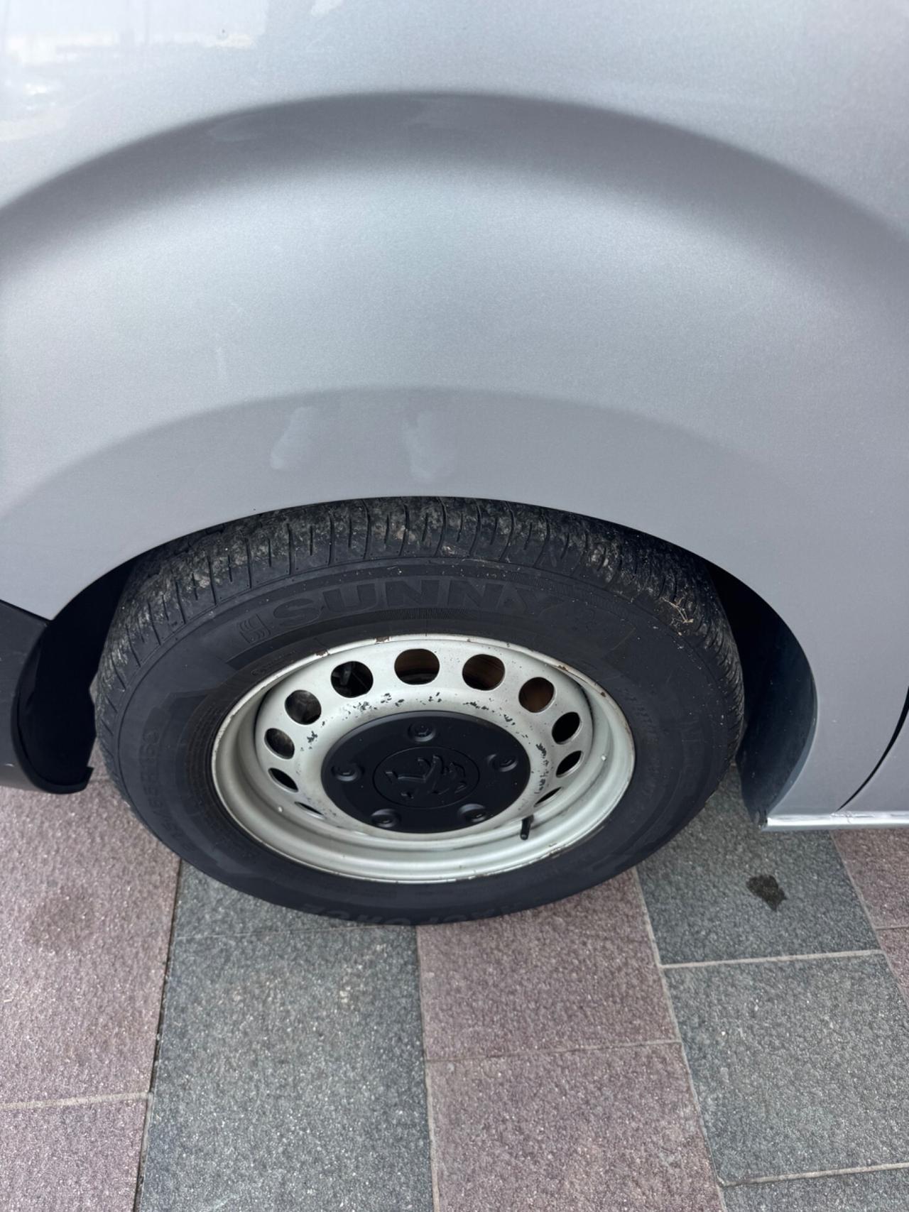 Peugeot Expert BlueHDi 150 S&S PC-TN Combi Compact