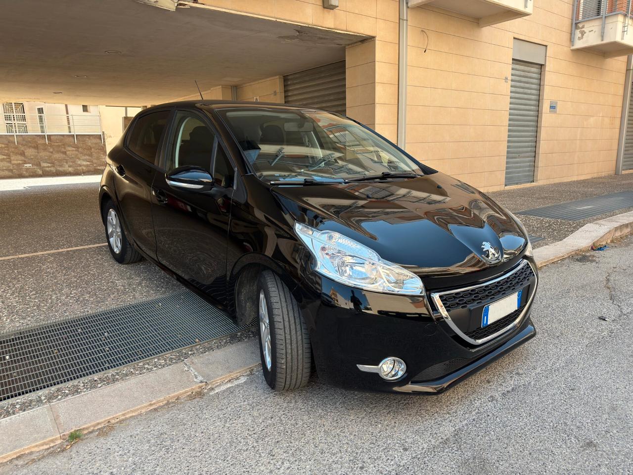 Peugeot 208 1.2 VTi 82 cv 5 porte Allure