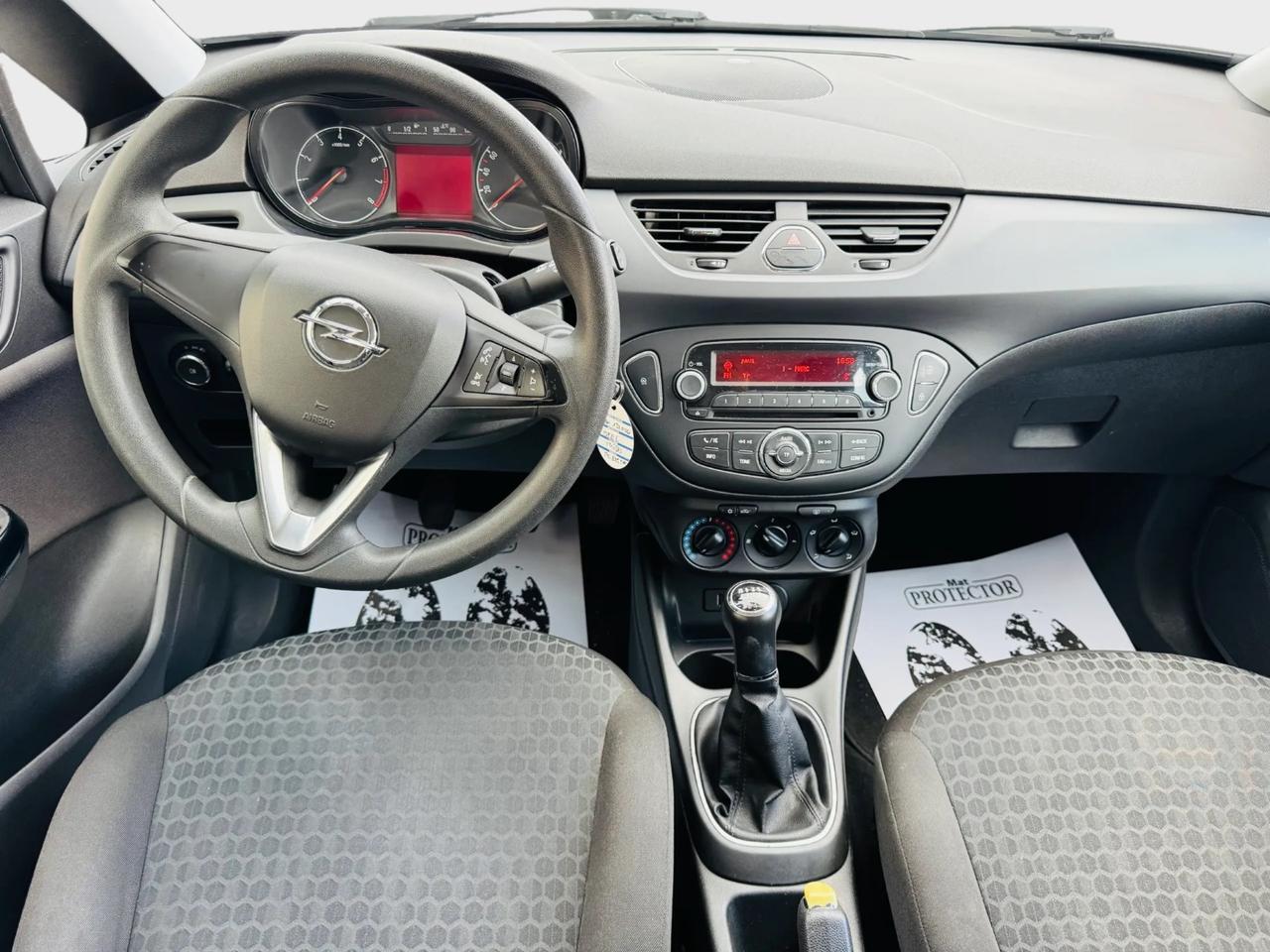Opel Corsa 1.2 benzina anno 2017 130.000km neo