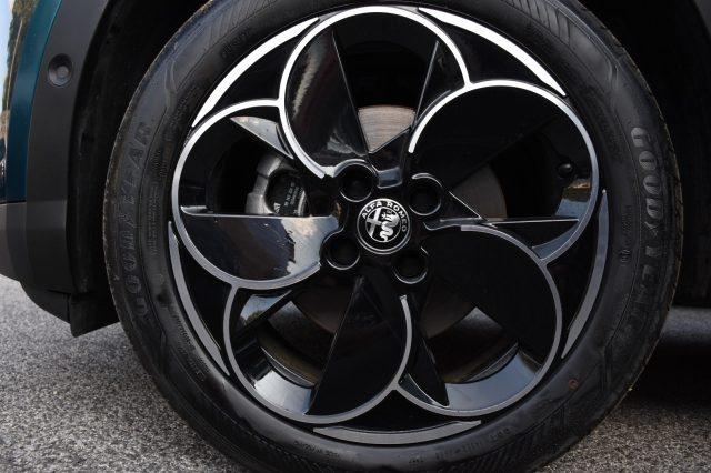 ALFA ROMEO Junior 156 CV BEV *PACK TECHNO*