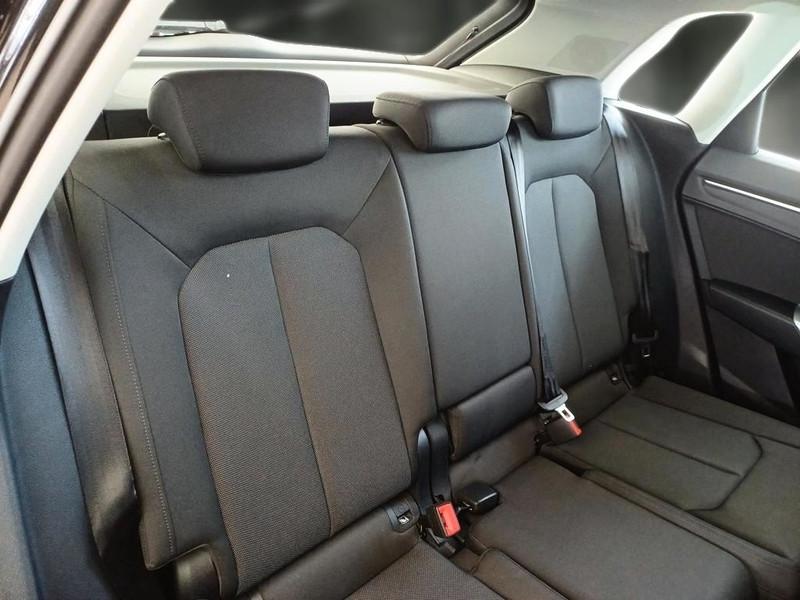 AUDI Q3 35 TDI S TRONIC BUSINESS ADVANCED SUV