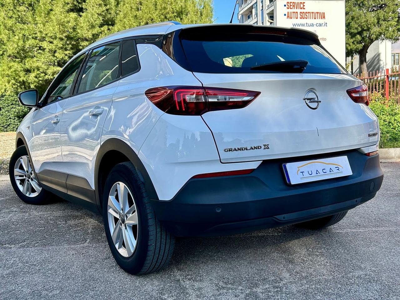 Opel Grandland X 1.5 D Ecotec Business #8479