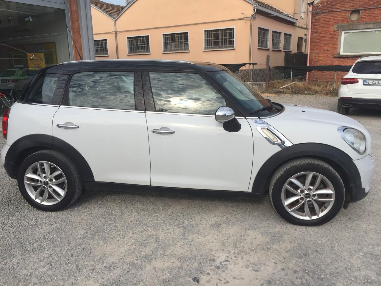 Mini Cooper Countryman 2.0 D Automatica