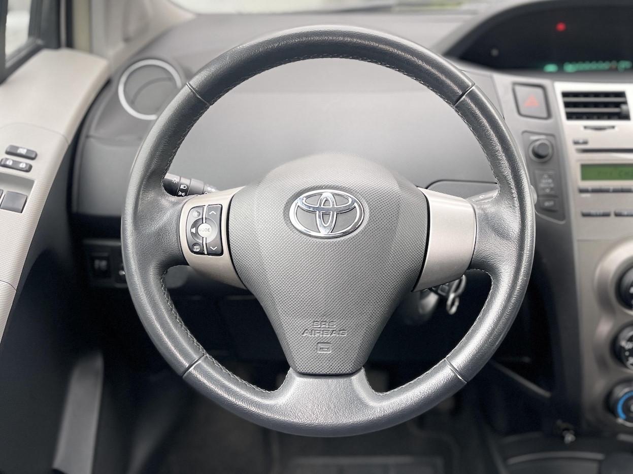 Toyota Yaris 1.3 Benzina 100CV Neo. - 2009