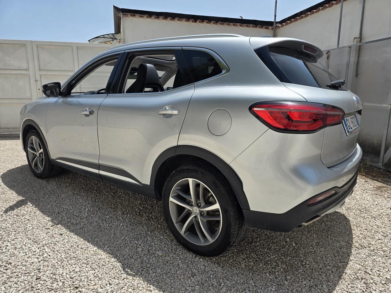 Mg EHS Plug-in Hybrid Luxury