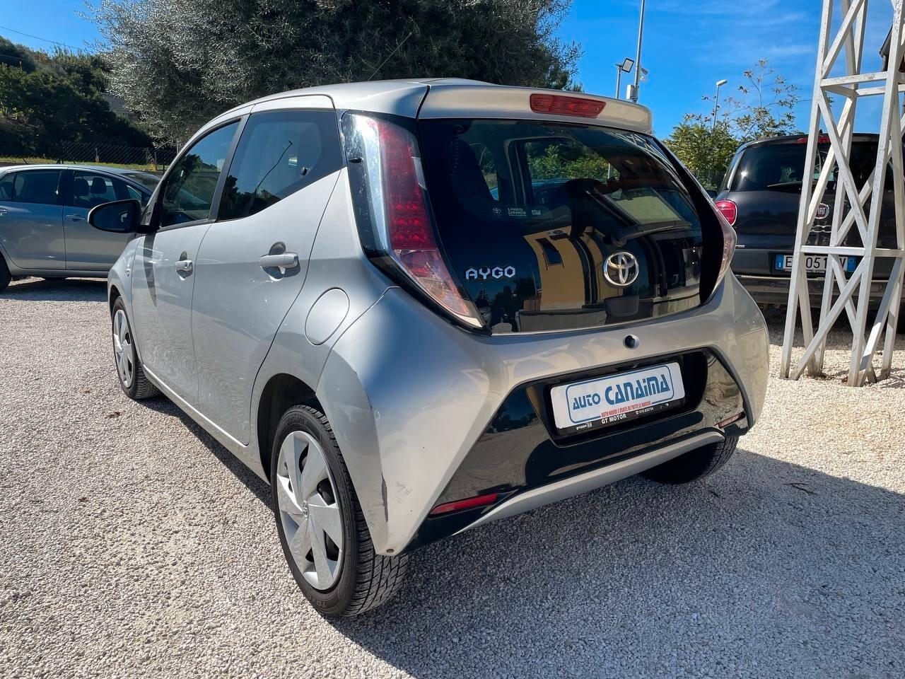 TOYOTA AYGO 1.0 B - 2017