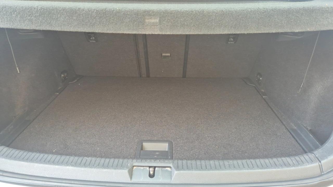 Volkswagen Golf 1.6 TDI 110 CV DSG 5p. Comfortline BlueMotion Tech.