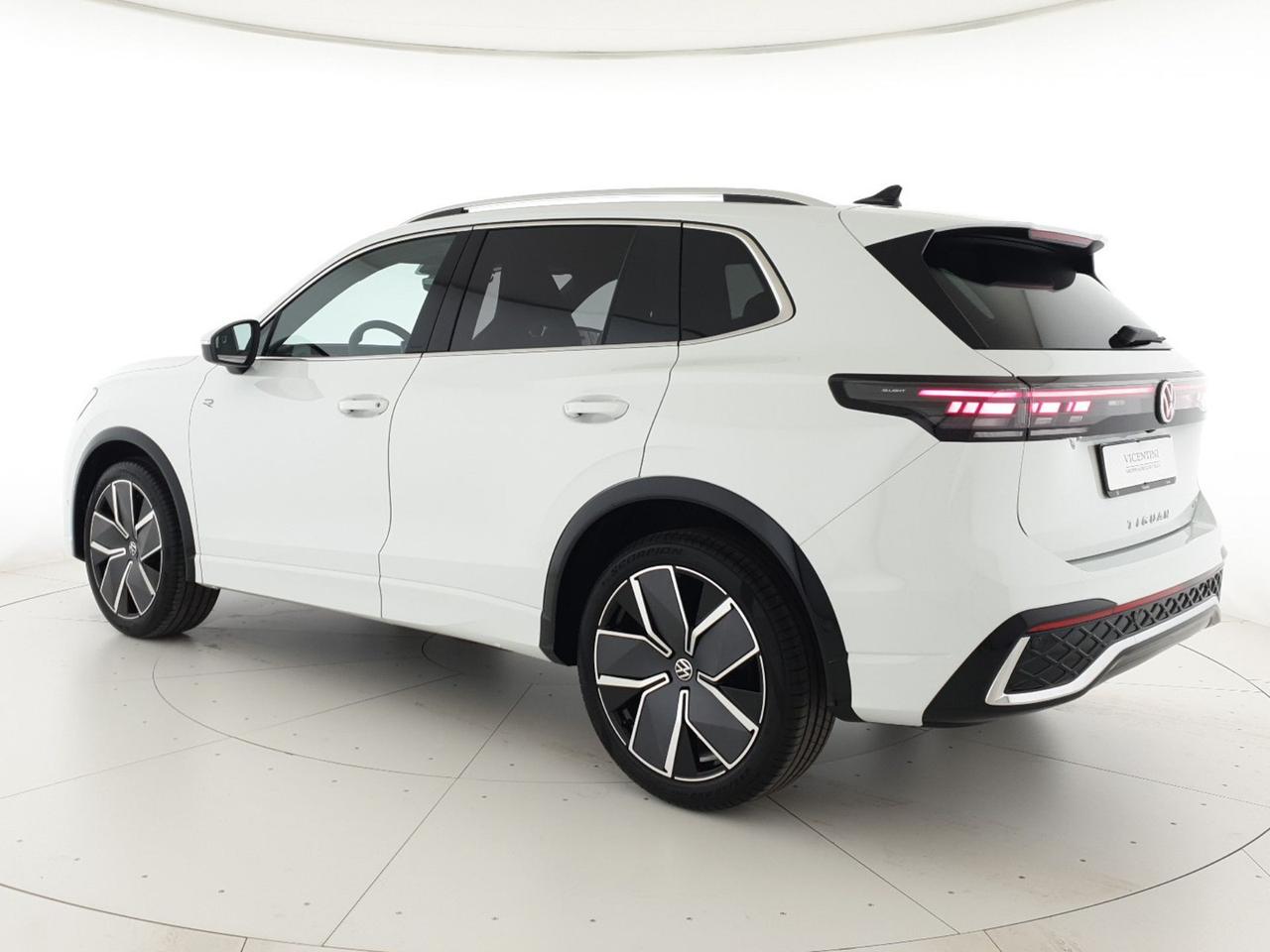 Volkswagen Tiguan 2.0 tdi r-line plus 150cv dsg