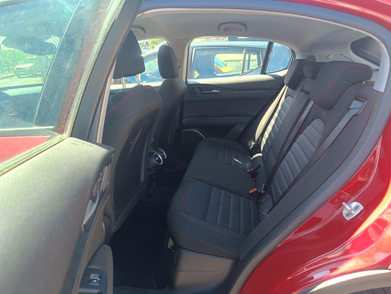 Alfa Romeo Stelvio 2.2 Turbodiesel 190 CV AT8 Q4 Business